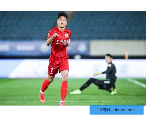 武磊制胜球打破僵局上海海港客场力克成都蓉城继续紧追争冠集团